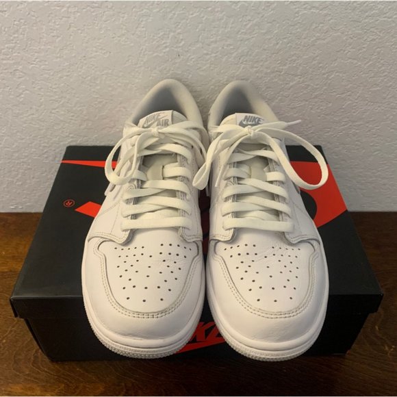 Nike Air Jordan 1 Retro Low OG White Neutral Grey CZ0790-100 Men's Size 10 - Picture 3 of 7